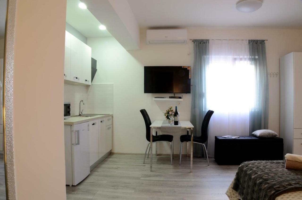 Apartments La Luna Zadar Exterior photo